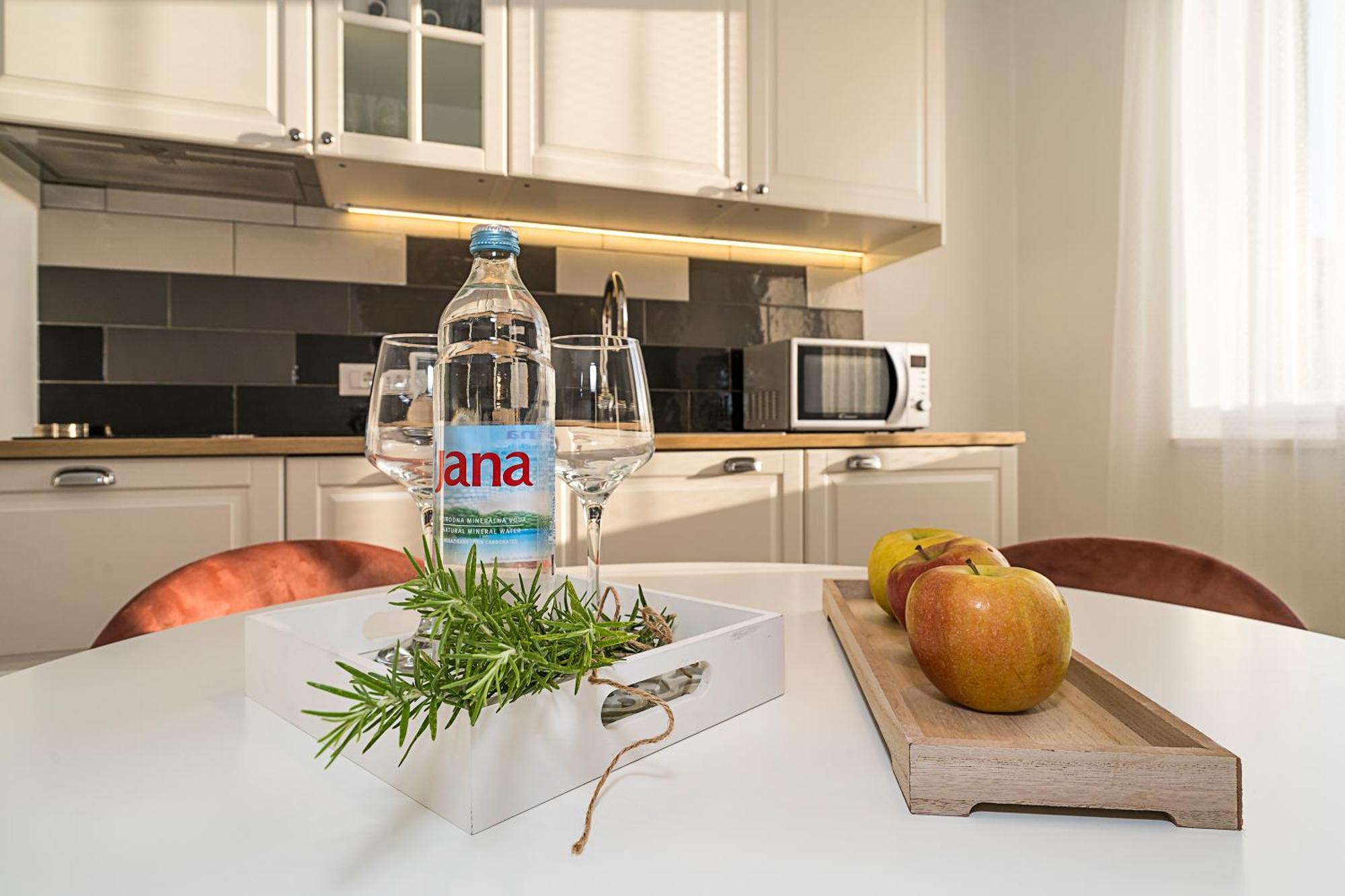 Studio Apartments Marcel Split Eksteriør bilde